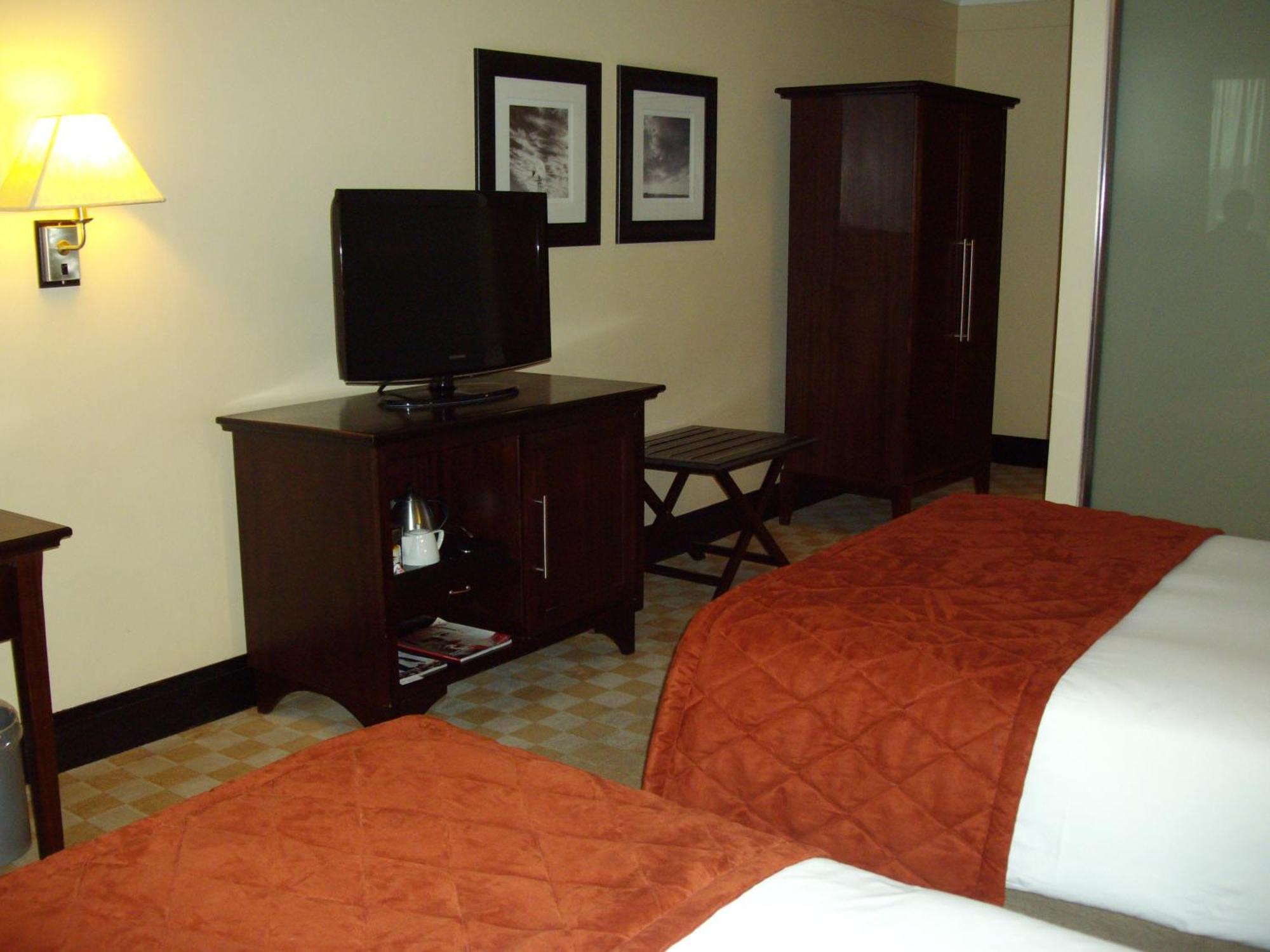 Southern Sun Or Tambo International Airport Kempton Park Dış mekan fotoğraf A room at the hotel
